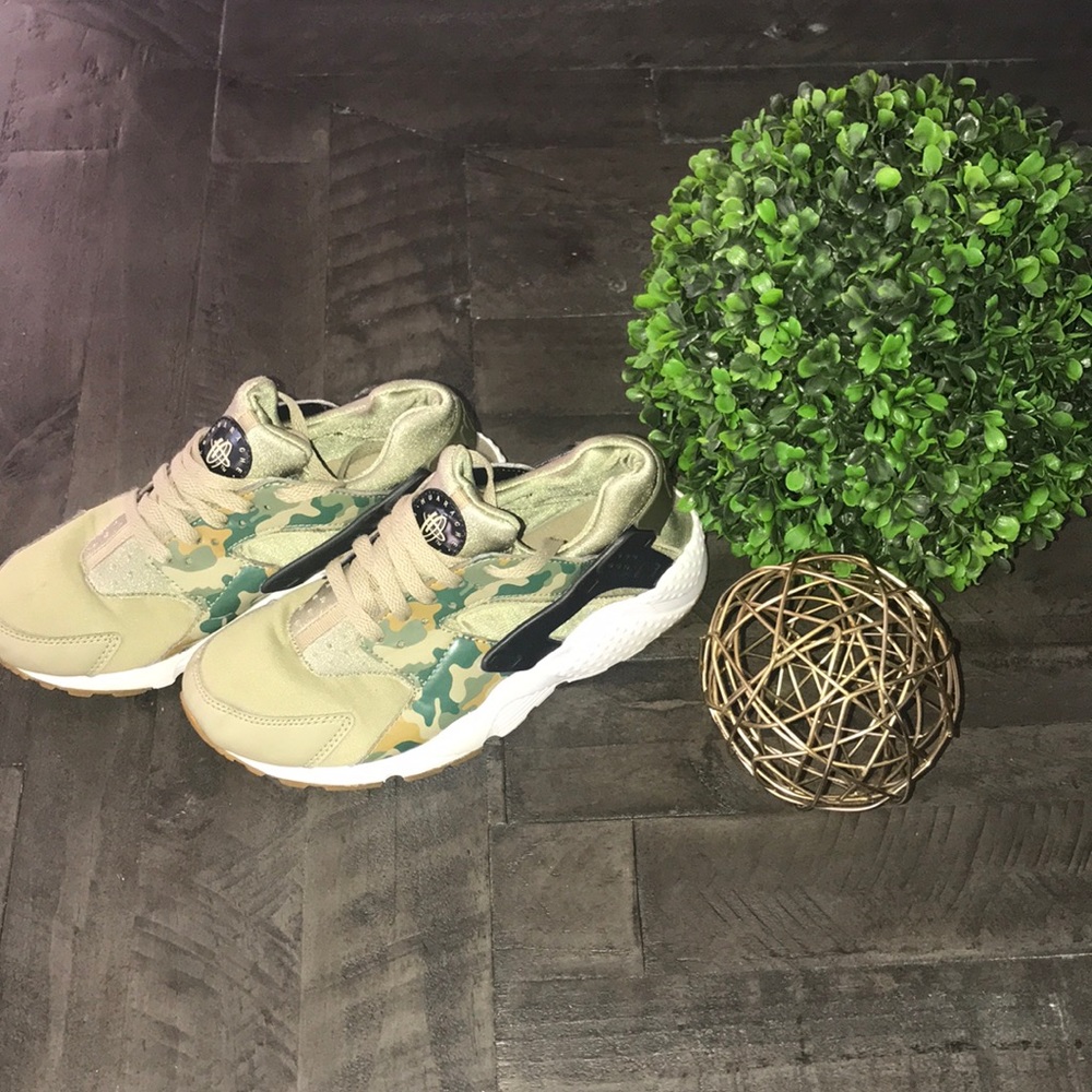 Nike Huaraches